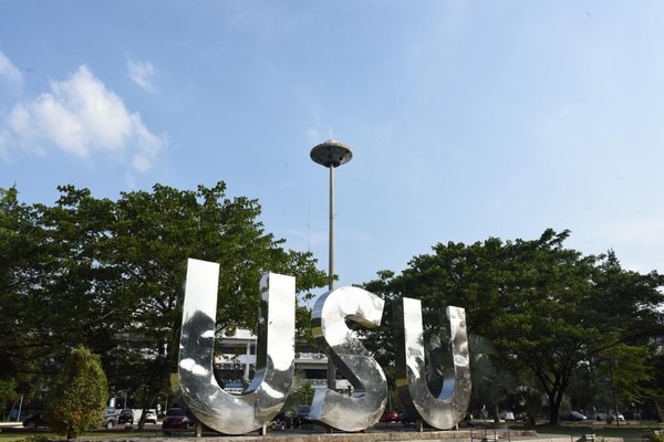 Rekomendasi Universitas Terbaik di Luar Pulau Jawa 2025