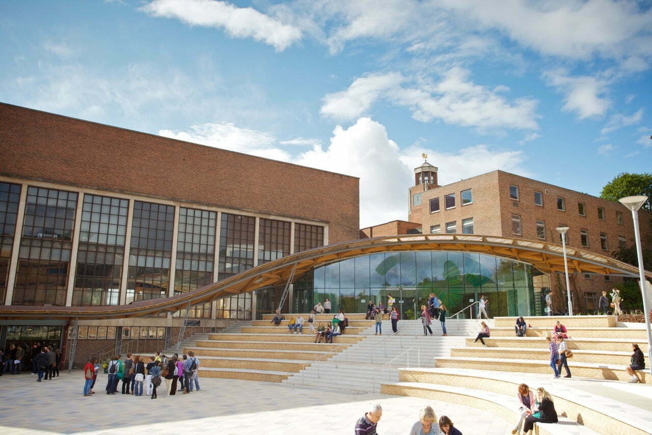Alasan Mengapa Memilih Kuliah Di University Exeter