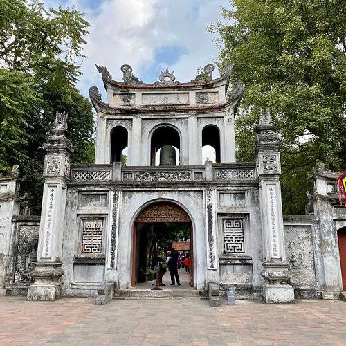 Universitas Terbaik Di Hanoi Yang Populer